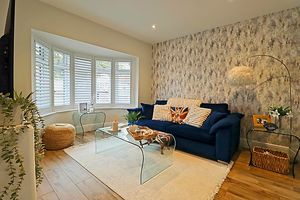 Living Room- click for photo gallery